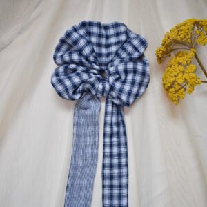 Maxi Chouchou avec lien motifs Carreaux bleu et blanc