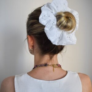 Chouchou broderie anglaise