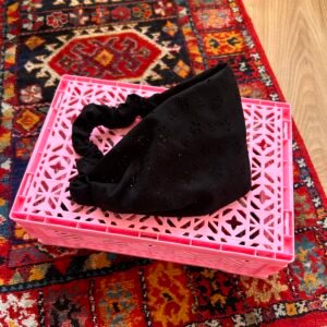 Bandeau Cheveux Noir en Broderie Anglaise – Fait Main